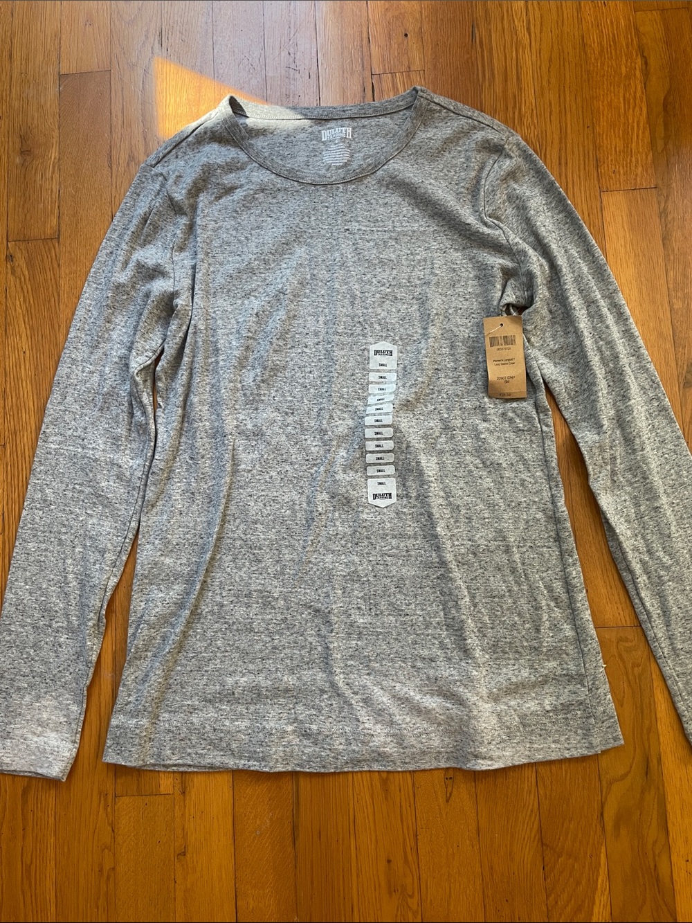 Duluth Trading Company 100 % cottonLong Sleeve Heather Gray Women's Crewneck NWT